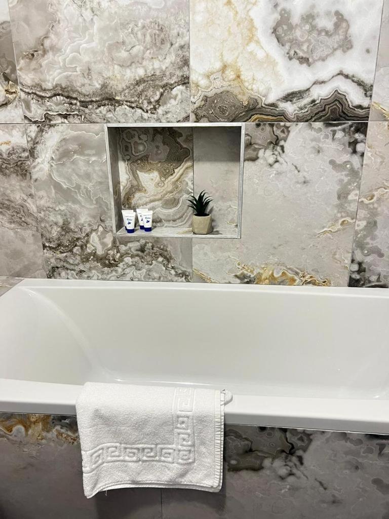 Luxury Cozy Apartments 苏恰瓦 外观 照片